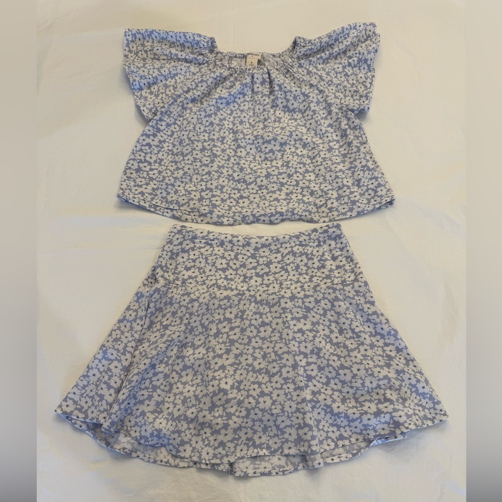 J. Crew Crewcuts Blue and White Floral Skort Set - Size 8
